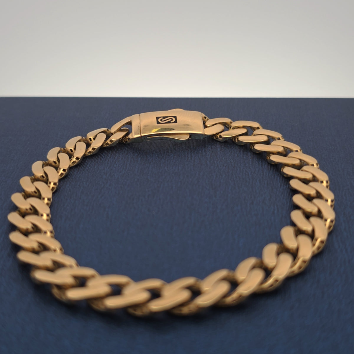 18K bracelet 10.57g