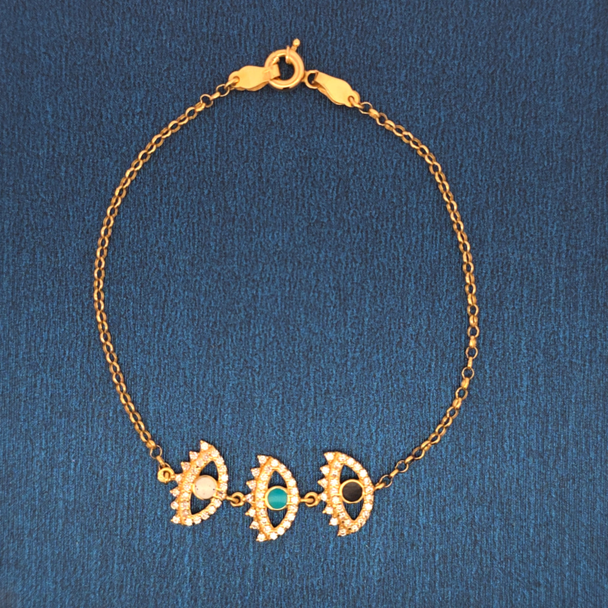 18K eye bracelet 3.42g
